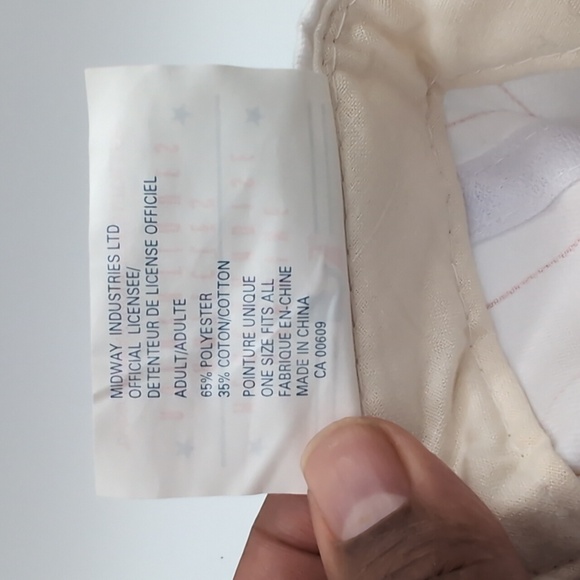 MLB| NWT Vintage MLB Red Cincinnati Reds Sports Cap Snap Back Grey Brim - Picture 13 of 14